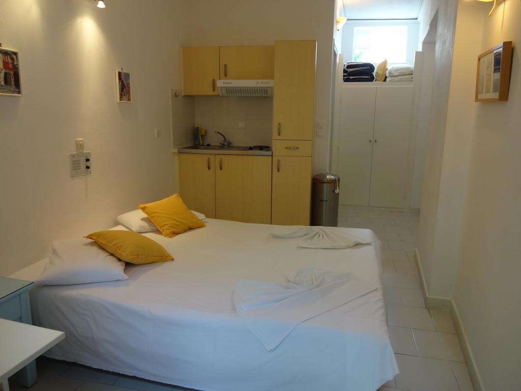 Remezzo Hotel & Studios Pythagóreion Zimmer foto