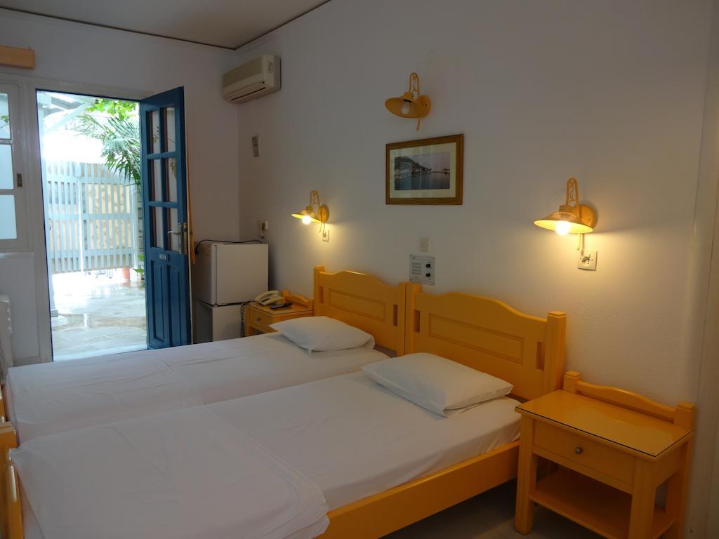 Remezzo Hotel & Studios Pythagóreion Zimmer foto